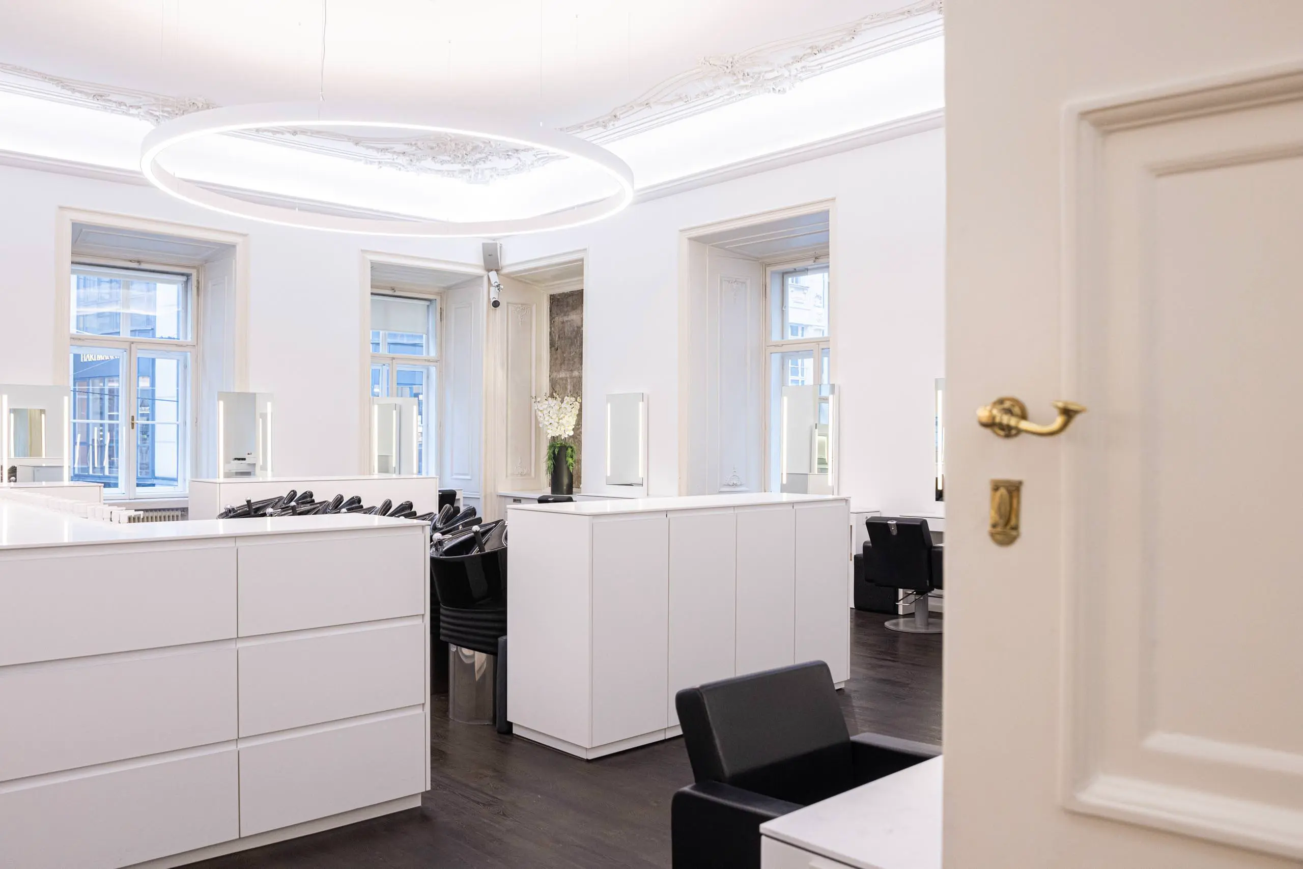 Friseur-OSSIG-Wien-Salon-2024-7