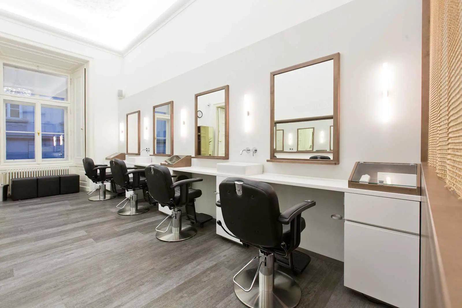 Friseur_Ossig_Wien_Geschichte_2014_Herrensalon